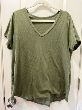 torrid Olive V-Neck Short Sleeve Tee